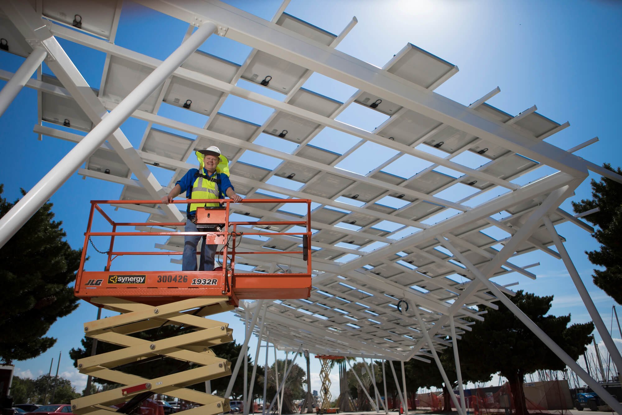 solar installation in Saint Petersburg, FL.jpeg