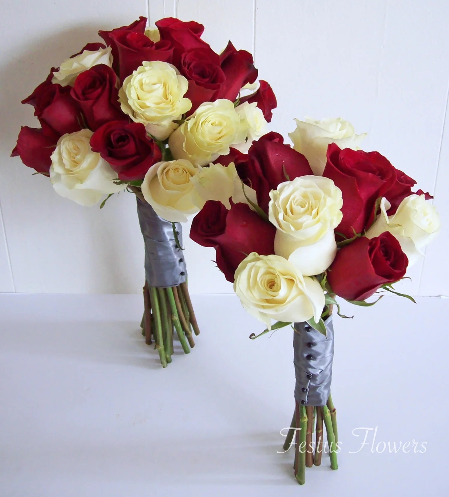 Wedding-Red, White Rose w siler ribbonBQT1.jpg