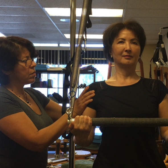 Without a doubt, the most effective way to begin exploring and understanding Pilates exercise is one-on-one private sessions. Private lessons are perfect for the beginner to Pilates and those looking for a more personalized experience.