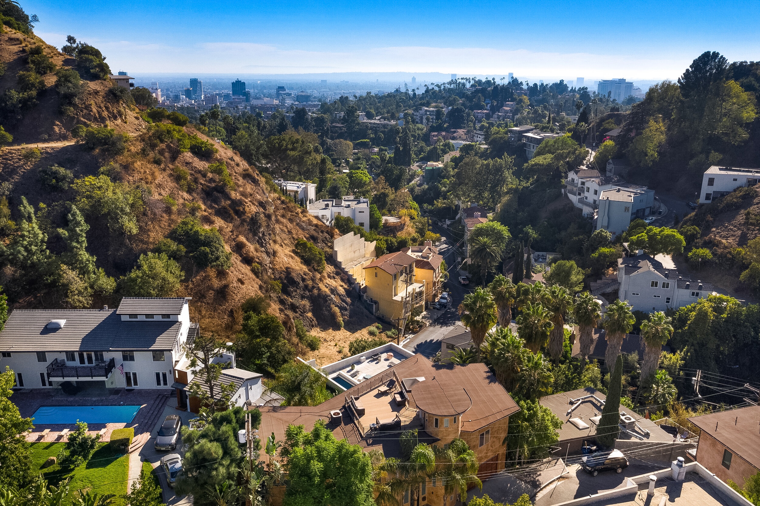 Deep Dell 2 - Hollywood Hills, 7BR, 8BA, 6597 Sq-ft, Spanish Style, Game Room, Theater, Rooftop Deck, Pool, Spa, View-75.jpg