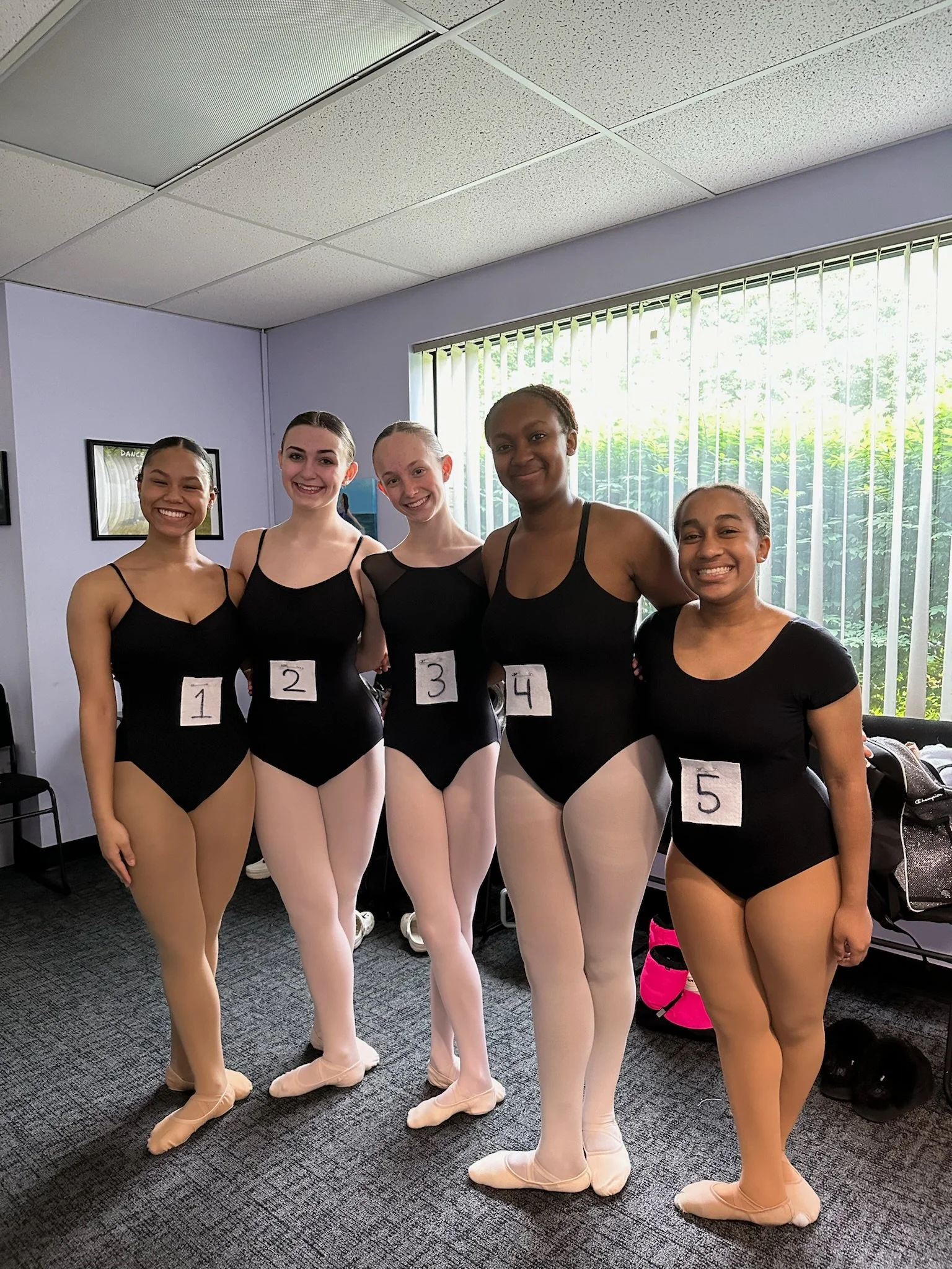 Taking Ballet at DE Will Make Your Dancing “En Pointe”!