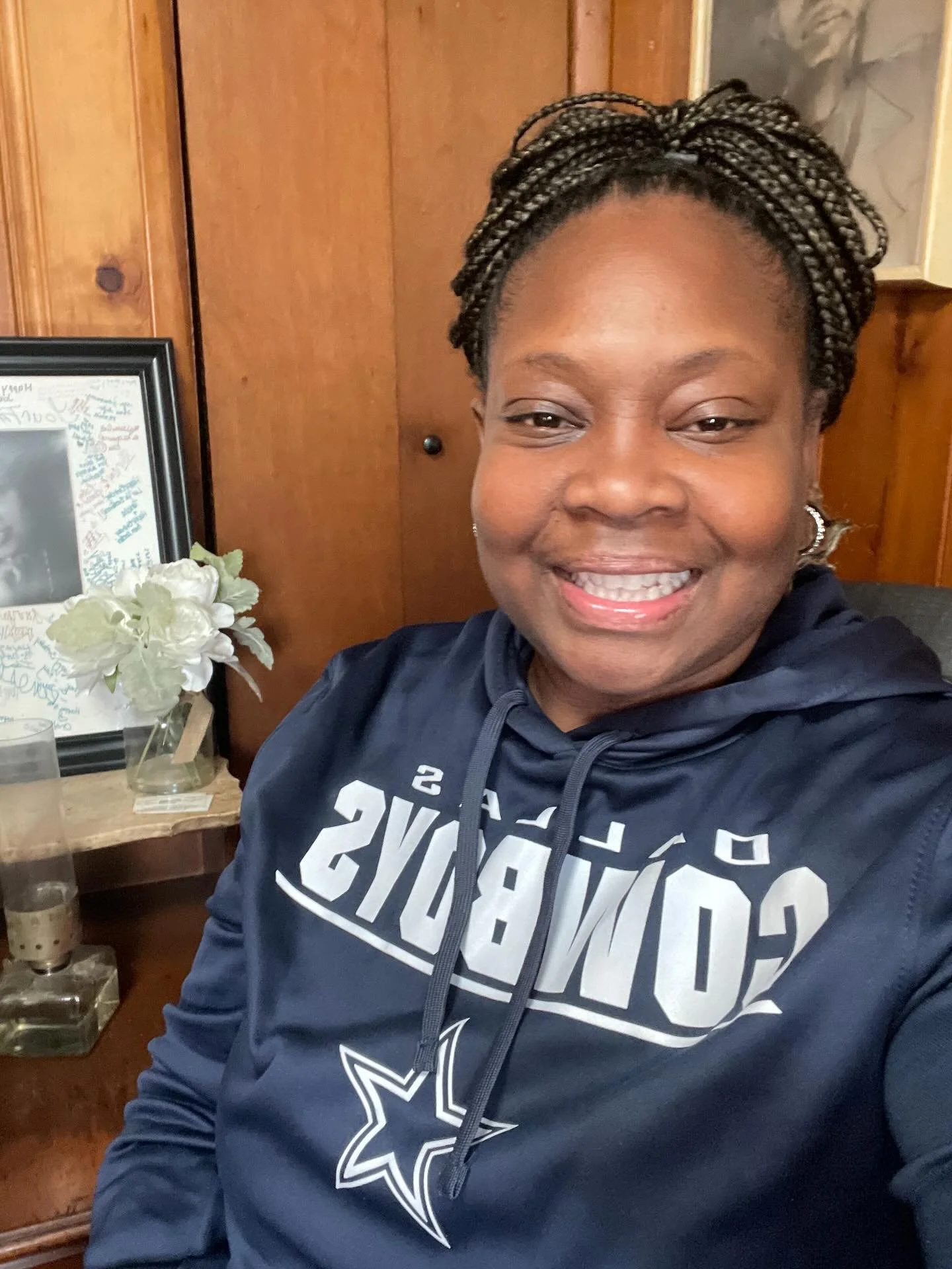 The Entire DE Family would like to wish Ms Charlene a Happy 53rd Birthday today!