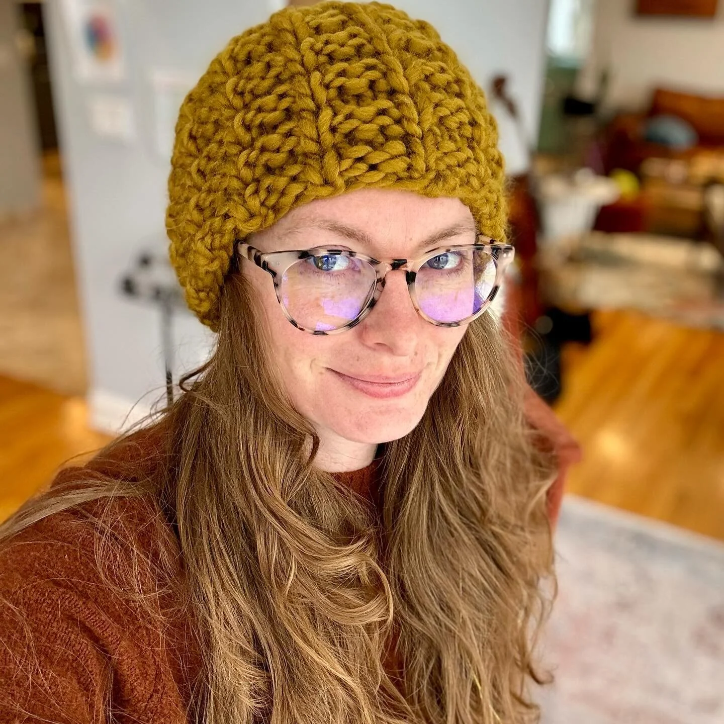 Ooh!  A lovely earwarmer!! (Or mini-cowl!)

The Mackinac Collection is now available!!!! It is available on Etsy and Ravelry.

Pattern: Mackinac Collection, Rasta
Designer: @michiganfolkknits
Yarn: @woolandthegang, burnt olive

#mackinaccollection #m