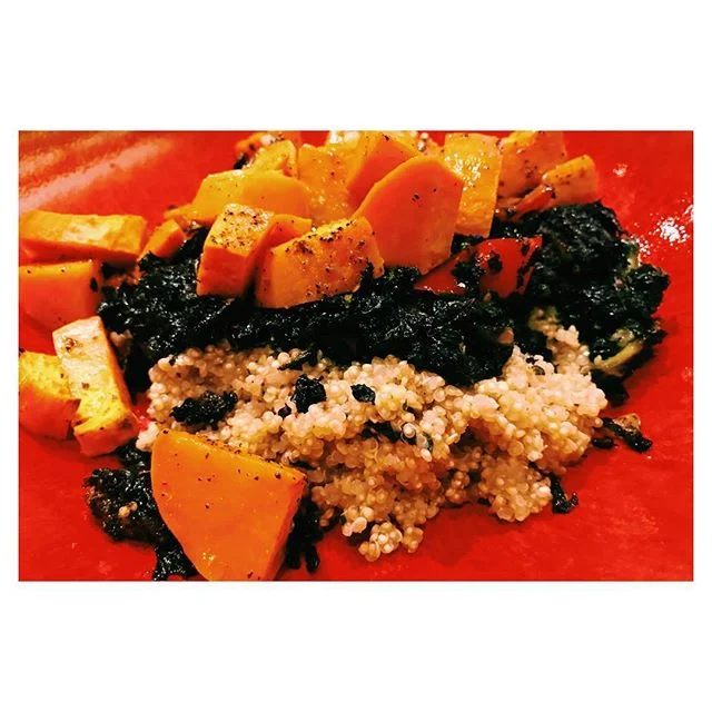 What&rsquo;s in your grain bowl?!?
.
#lmawellnessrefine