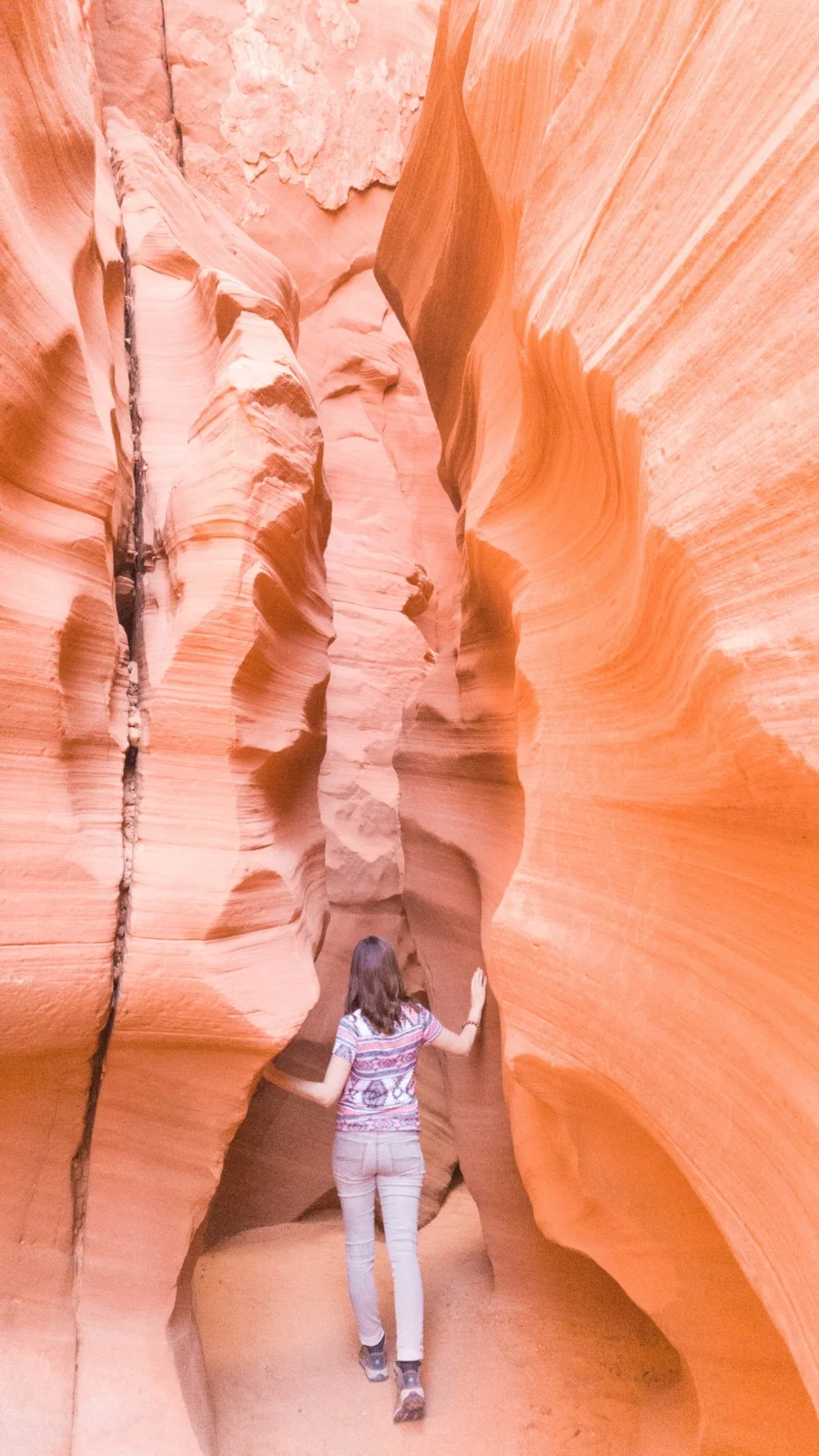 hiking tour antelope canyon