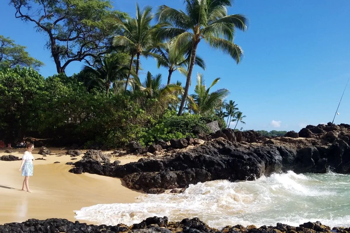 The Ultimate Maui Packing List And What To Wear In Maui Harbors Havens the-ultimate-maui-packing-list-and-what-to-wear-in-maui-harbors-havens