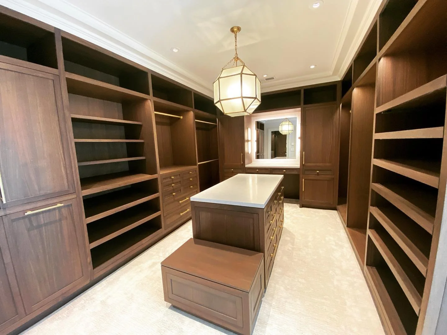 Hello again :) Master Closet and Master Bath from a newly finished project in Presidio Heights. Stay tuned to see what we&rsquo;ve been up to. #sfconstruction #sfremodel