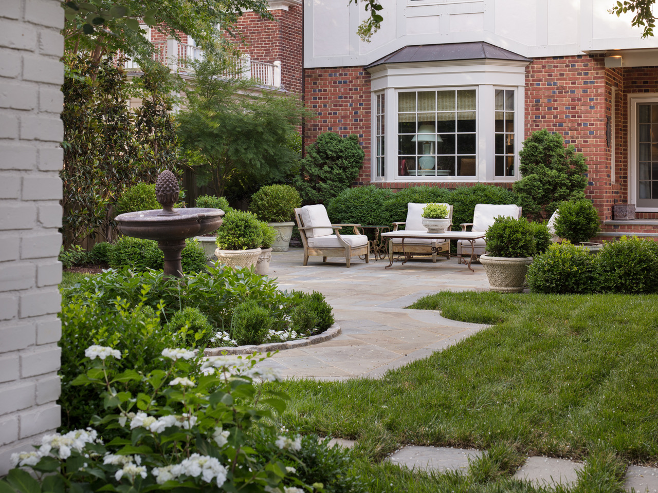 Marcia Fryer Landscape Designs | New West End Backyard | Hardscape Patio | 6.jpeg