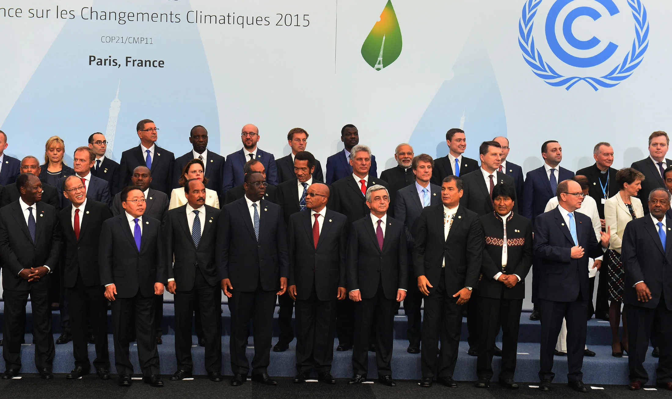 World leaders attending the United Nations Climate Change Conference, also known as COP21, in Paris in 2015 (Image)
