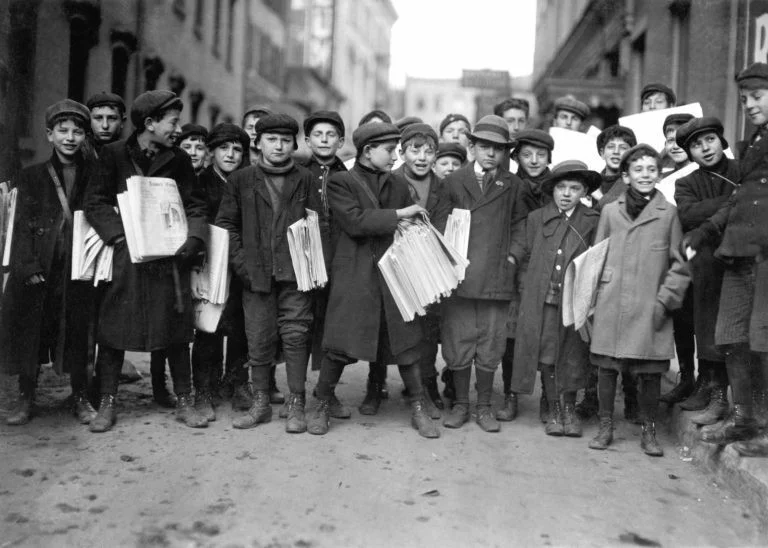 Newark, New Jersey, 1909. By Lewis Hine.