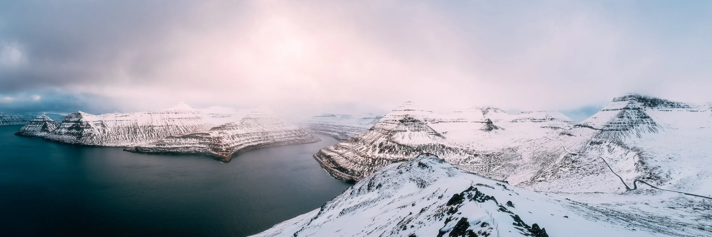 2019.02.06_Faroe_Coast_Eysturoy_Hike_A7III-8736-Pano-Edit.jpg