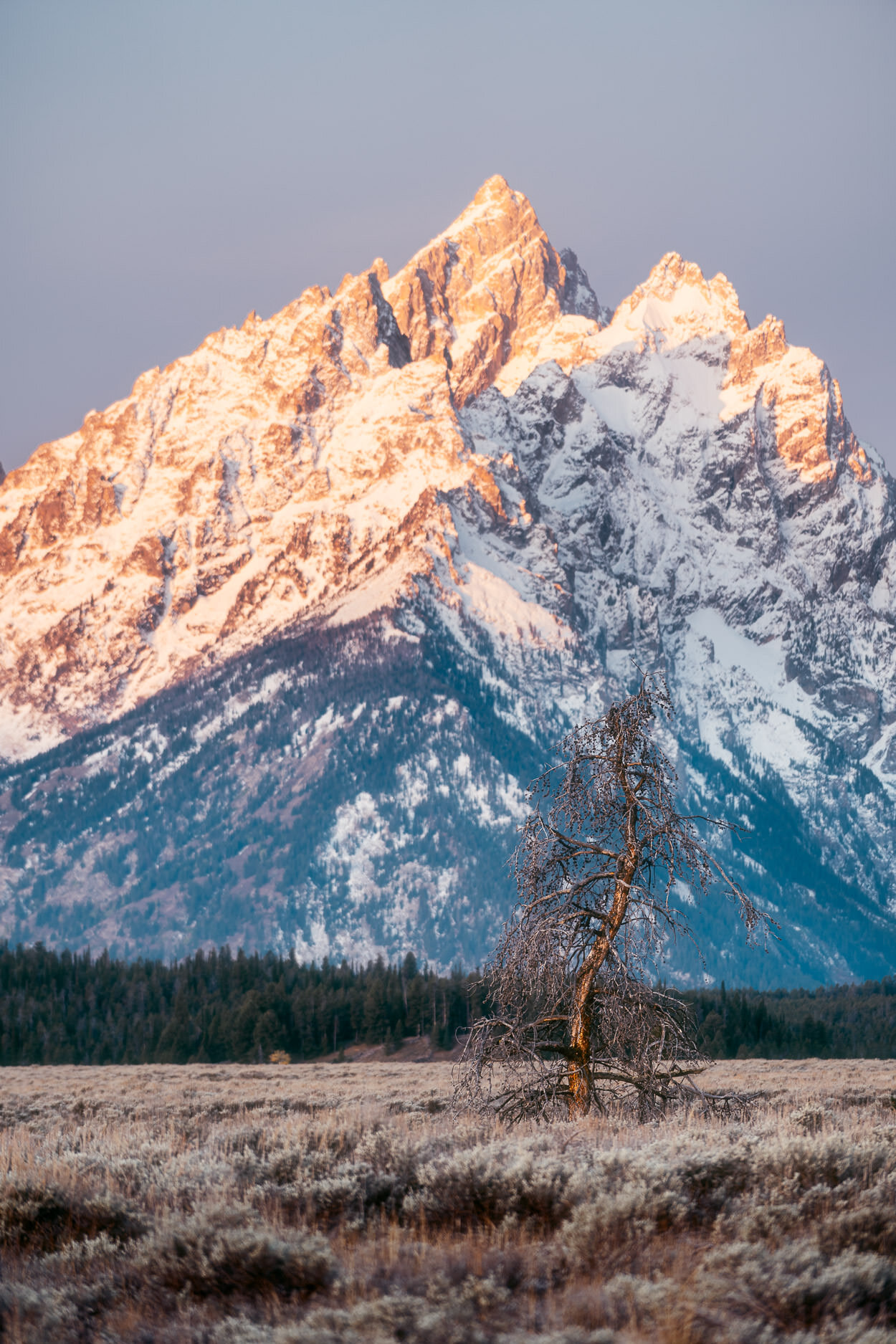 2019.10.04_Wyoming_Day4_Pothole_Turnout_Sunrise-4439-Edit.jpg