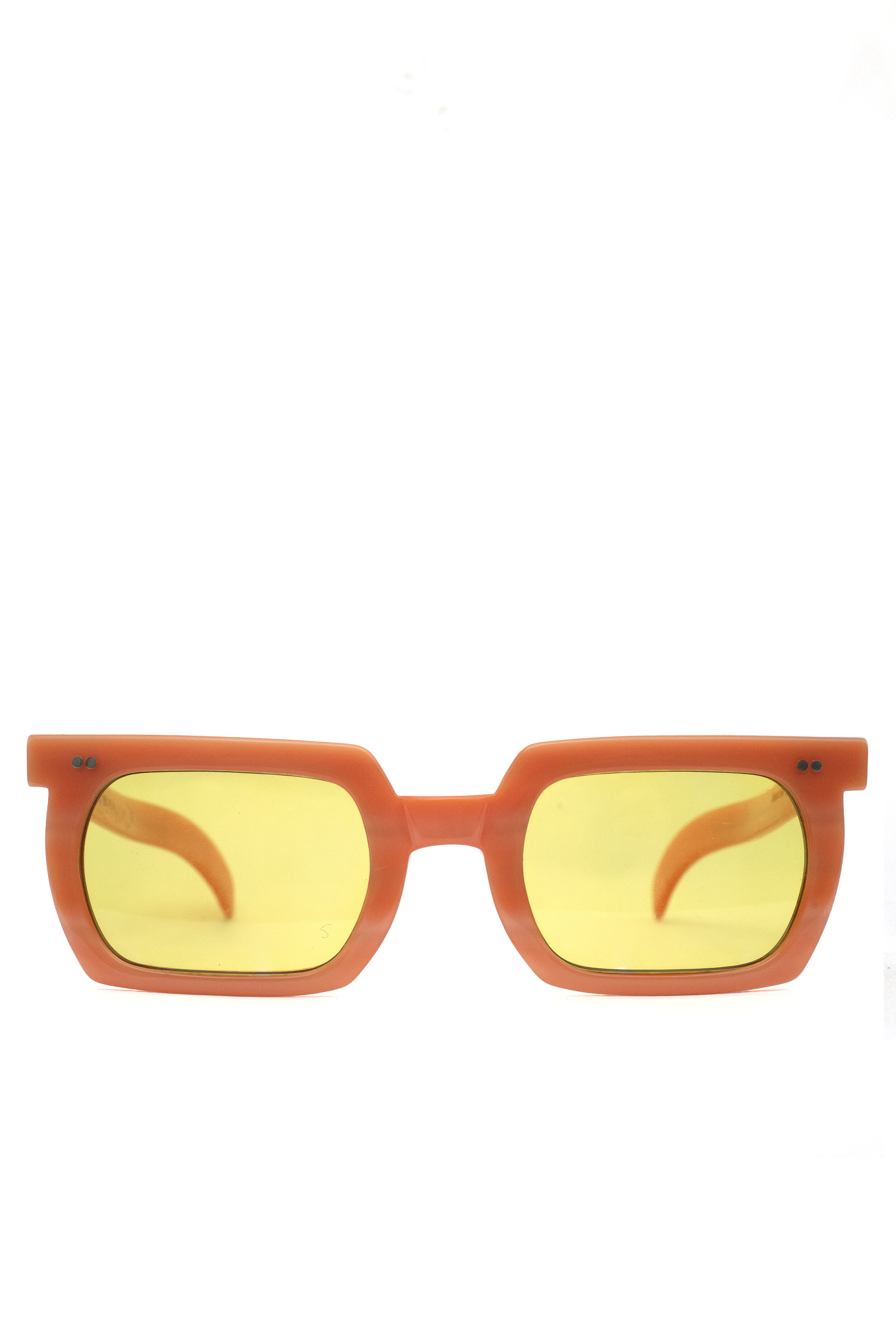 pebble beach sorbet sunnies