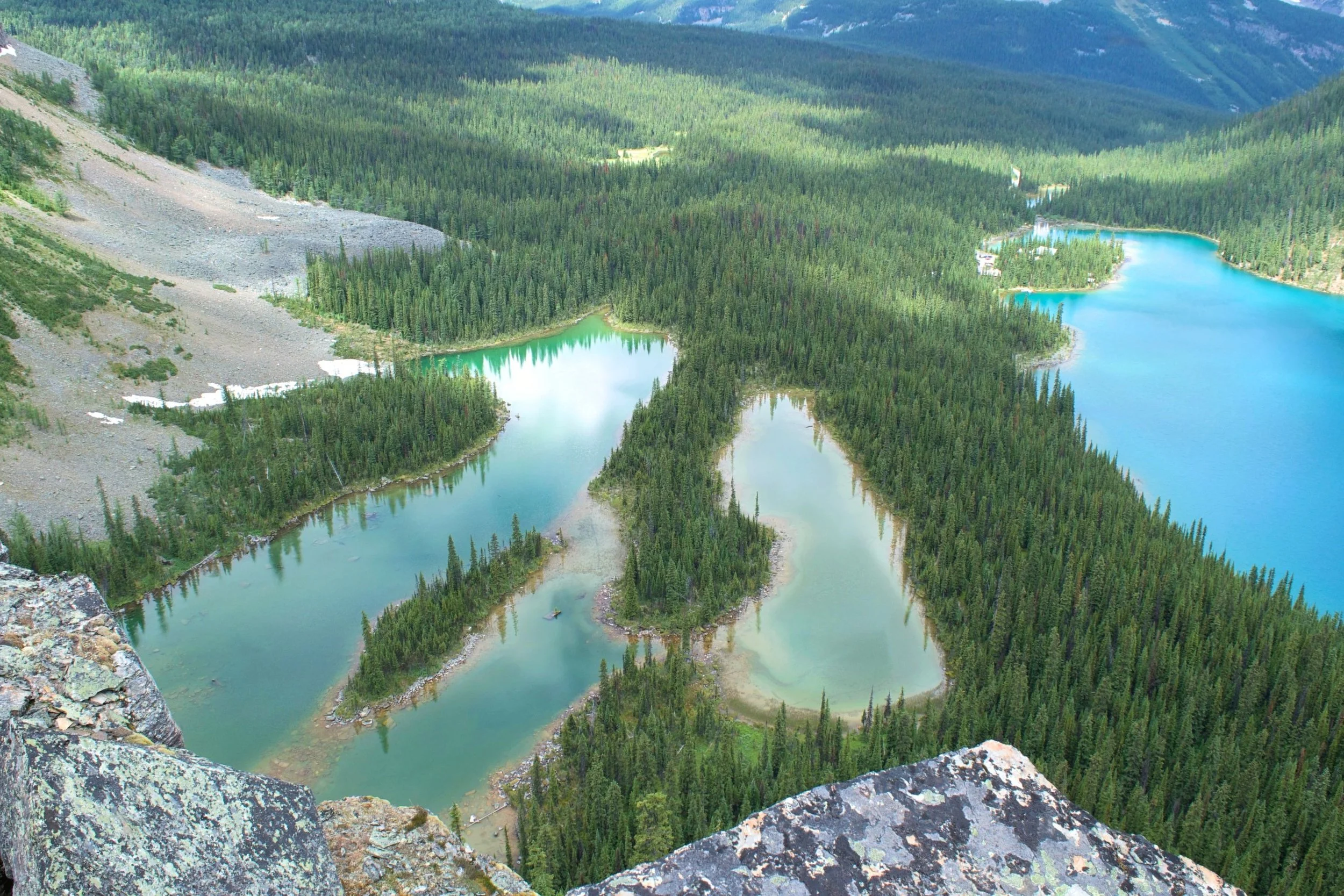 Mary Lake to the left, Lake O'Hara to the right