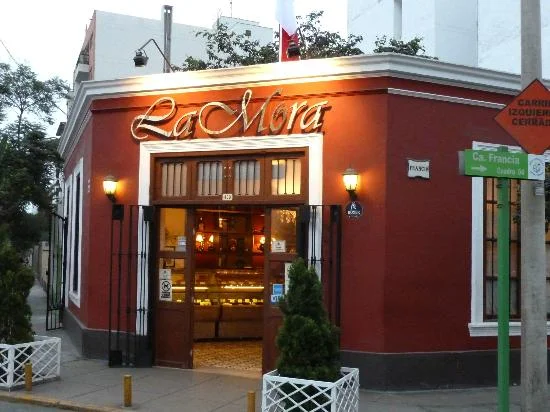 filename-la-mora-outside.jpg