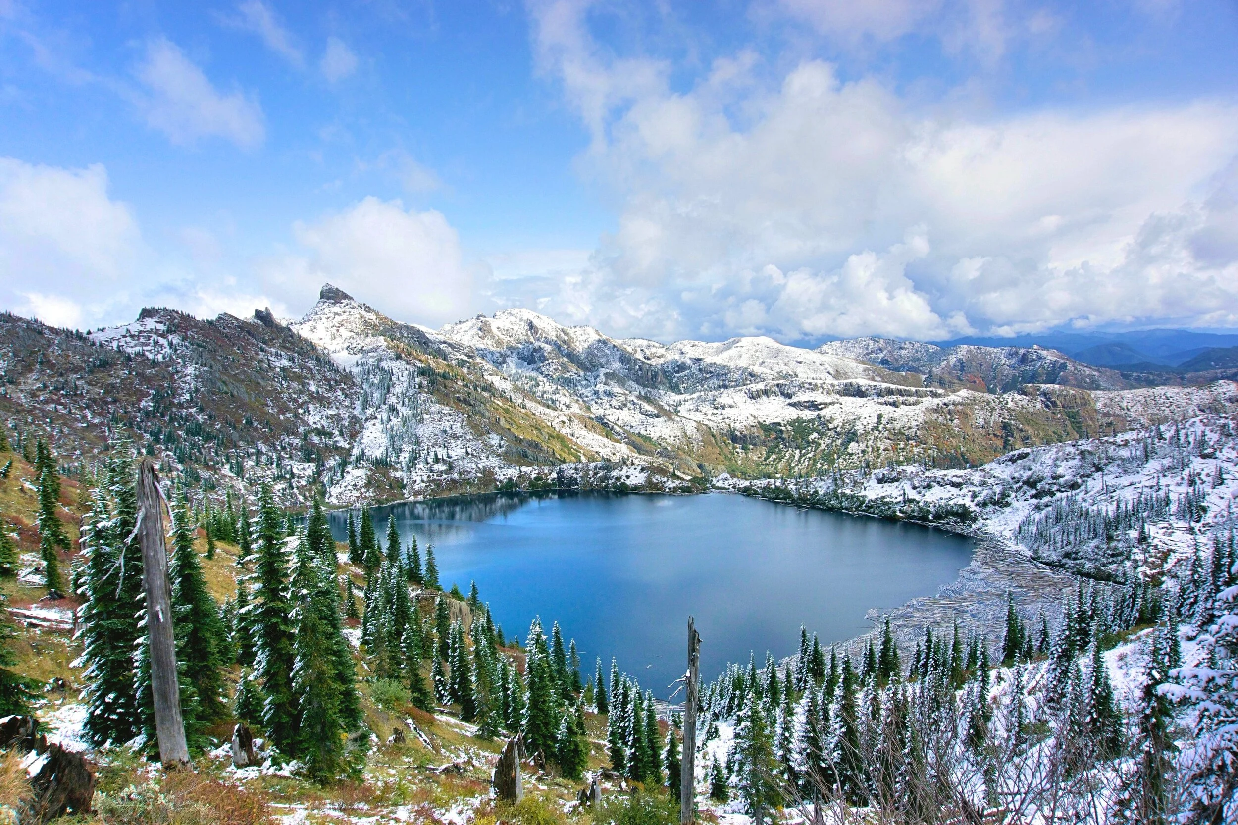 Hiking to Loowit Lake (Saint Helens Lake) — The Snows Out West