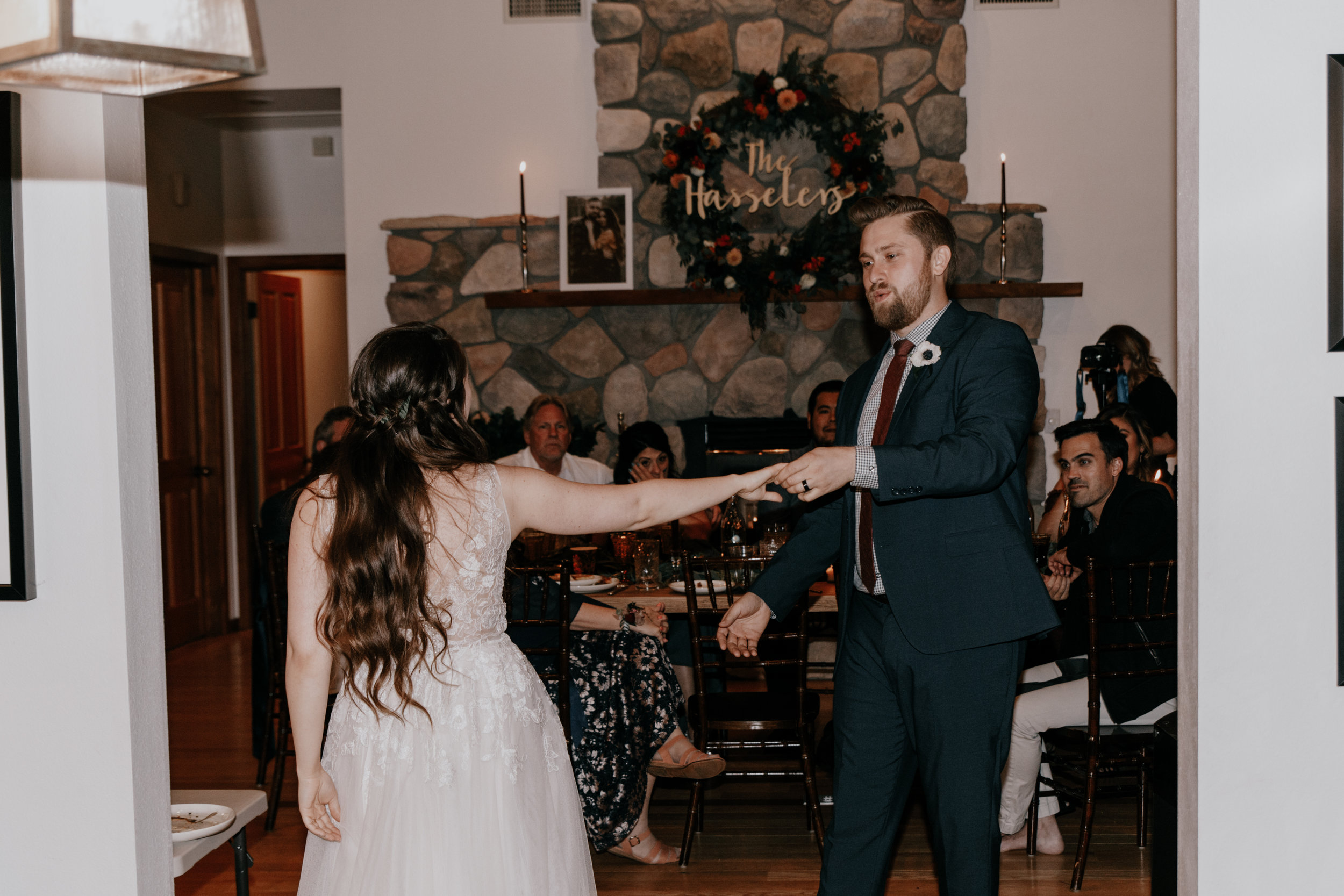 First dance | Cabin vibes
