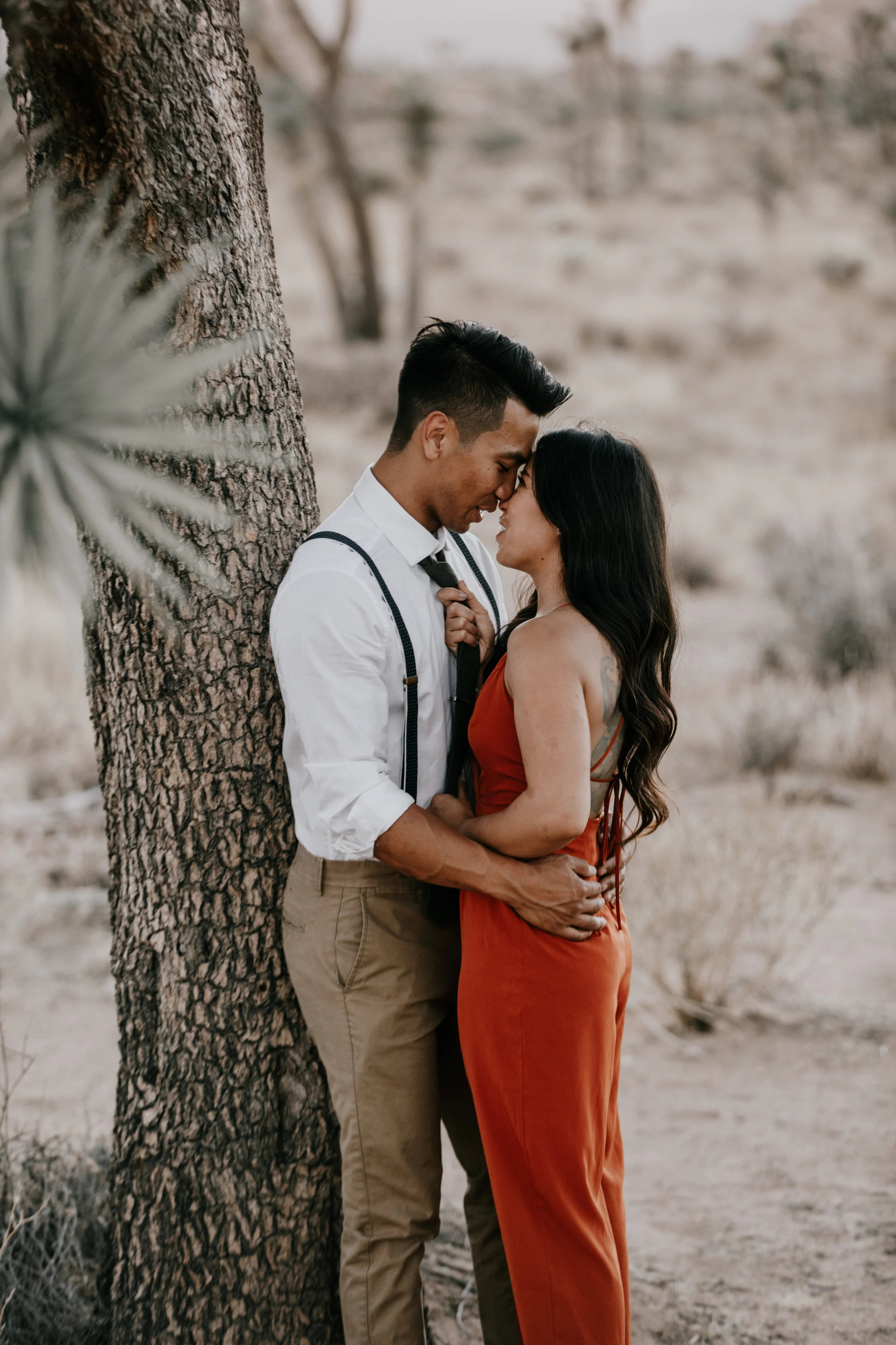 engagement shoot in the desert