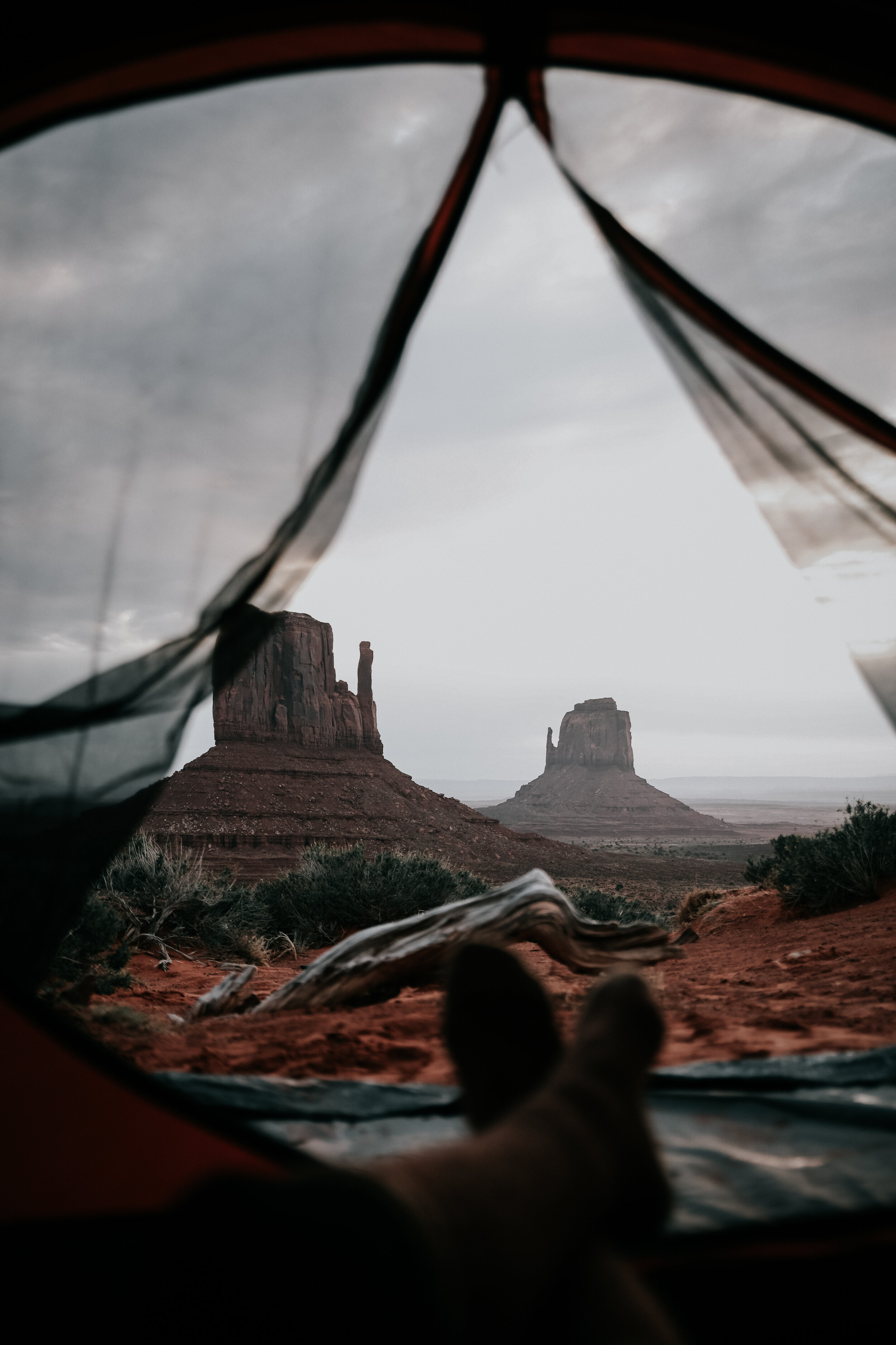 campinginmonumentvalley.jpg