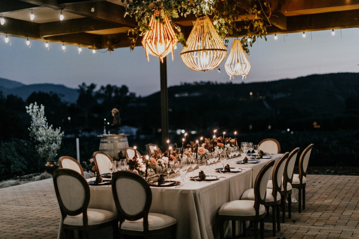 923346_love-after-dusk-vineyard-wedding-inspo-with-a-dark-side.jpeg