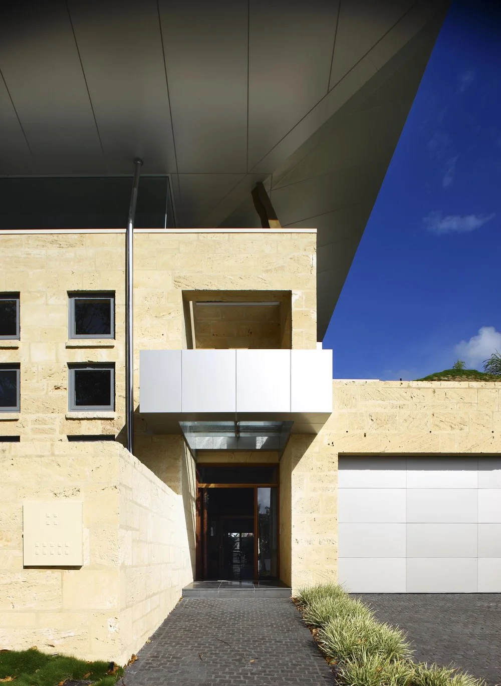 4 Runaway-Bay-Residence .jpg