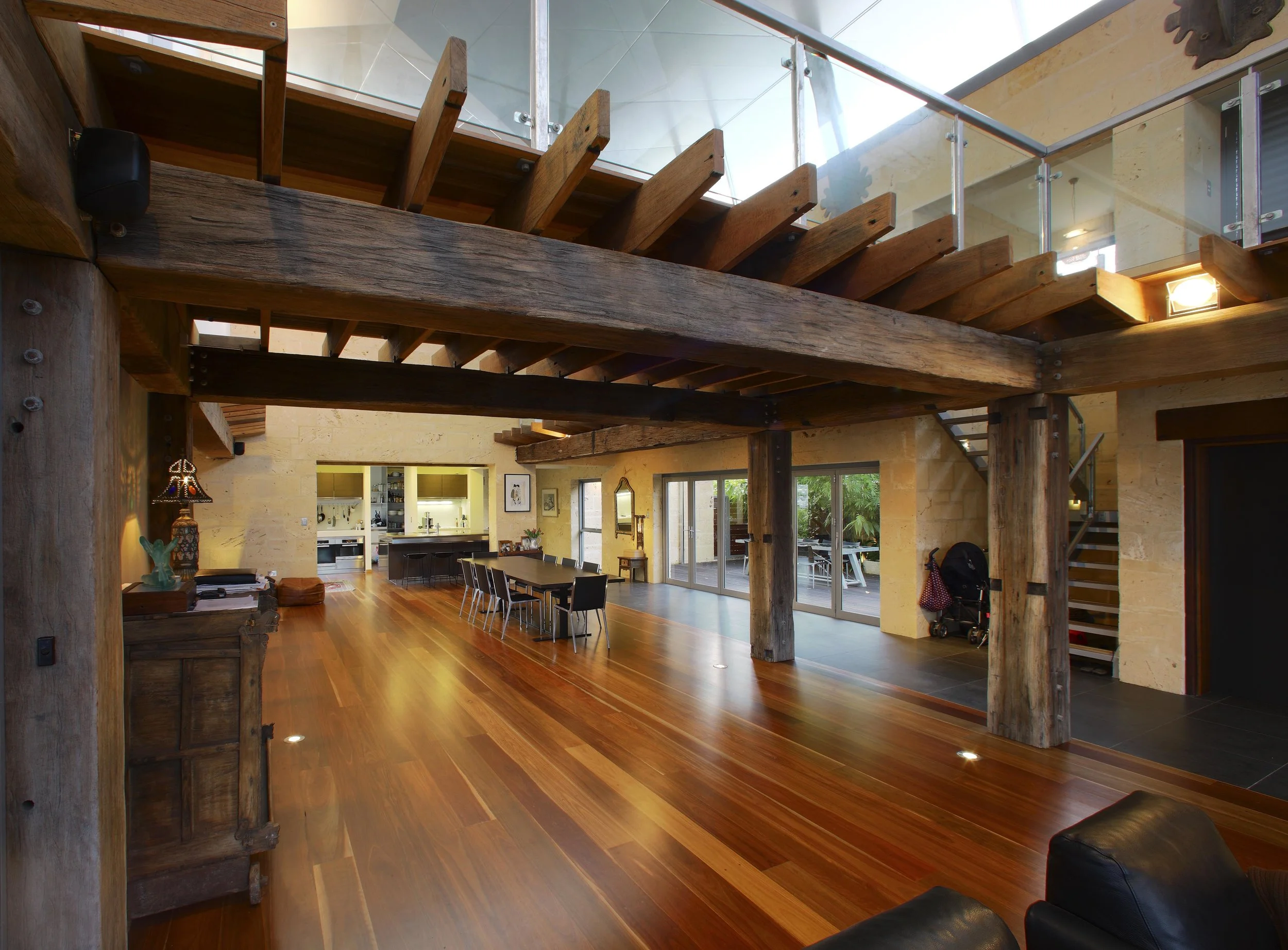 7 Runaway-Bay-Residence .jpg