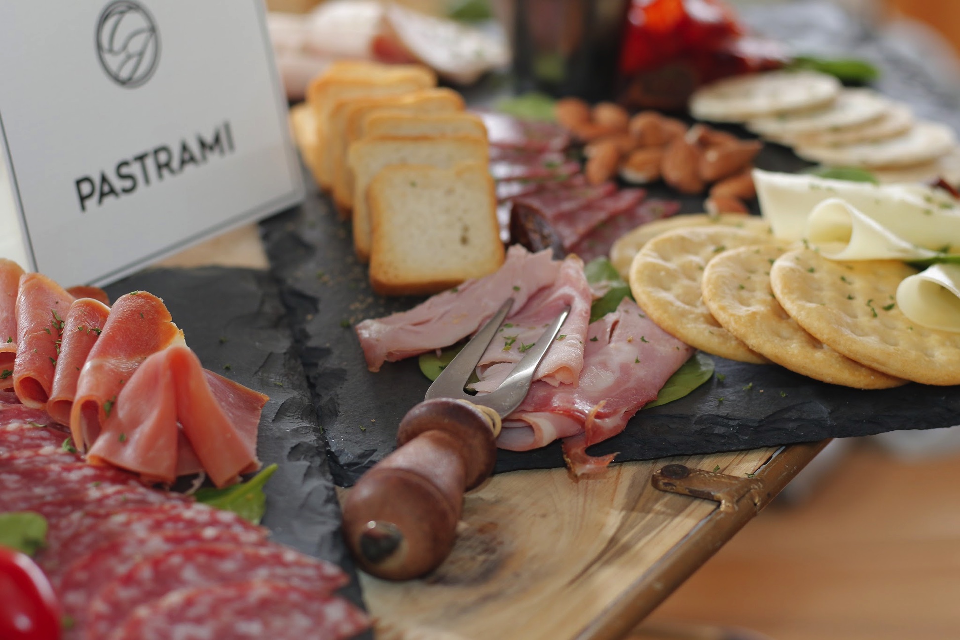 Saffron Catering — Juarez Bodas