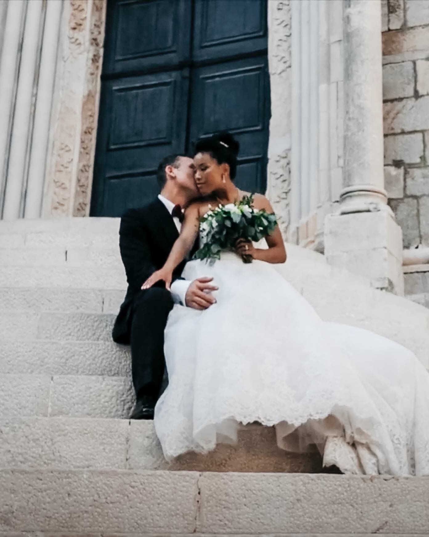 Wedding film shoot in King&rsquo;s Landing. 😉 What a door and steps we found on St. Dominic Street in beautiful Dubrovnik! 😍
.
.
.
#destinationweddings #destinationwedding #destinationweddingcroatia #destinationweddingphotographer #br&ouml;llop #br