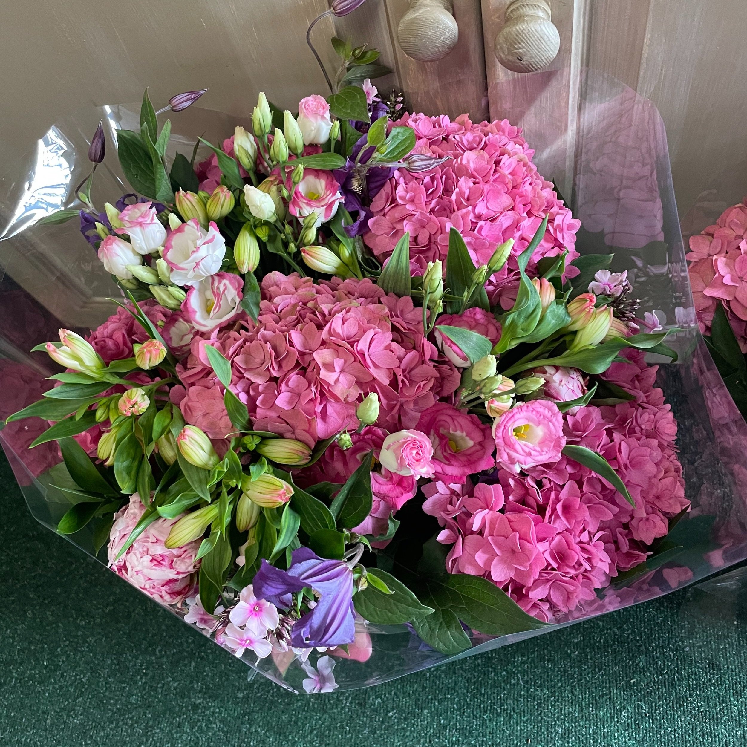 Medium_Pinks_65_1.jpg