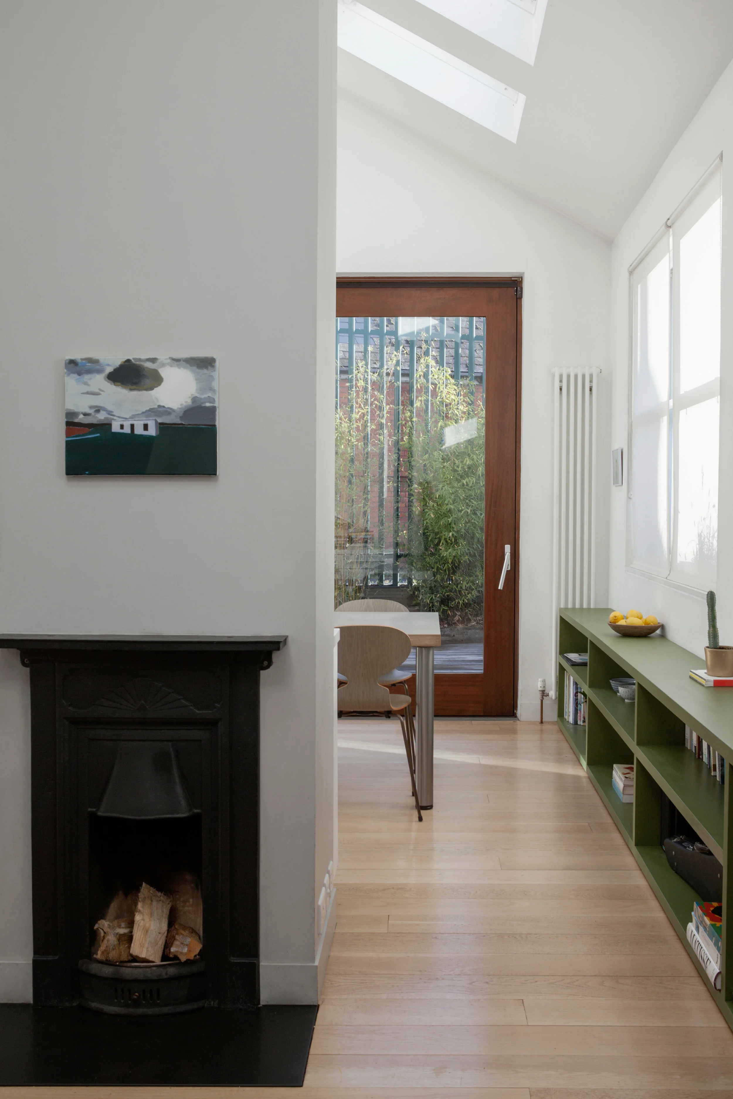 MadeleineMoore_HaroldsCrossCottage_RuthMaria_18.jpg