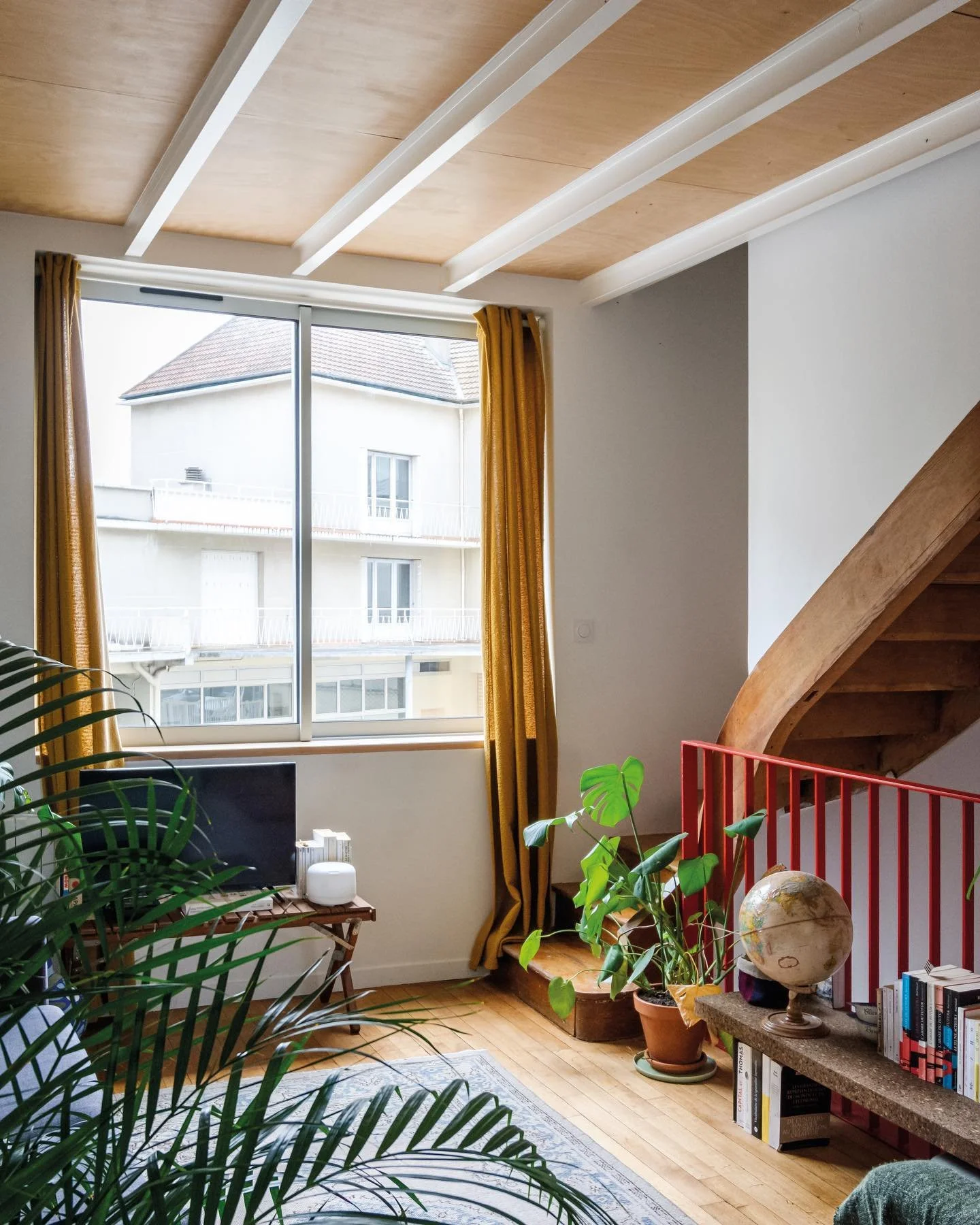 Retour sur le projet @iudo.co des Lilas livr&eacute; en 2022 apr&egrave;s une campagne de photos cet &eacute;t&eacute;.
Cr&eacute;ation de 2 logements ind&eacute;pendants par r&eacute;novation et restructuration d&rsquo;une grande maison et d&rsquo;u