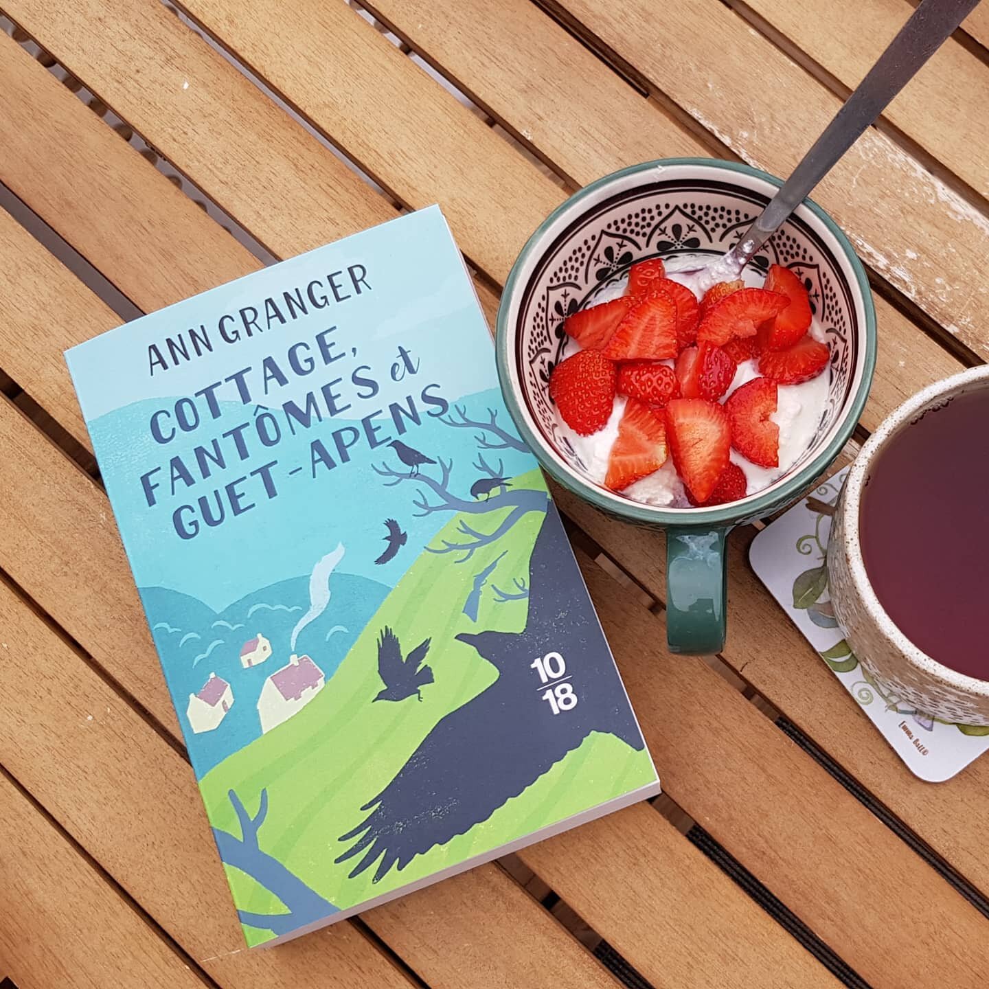 📚📚 #RALJIMMY2021 📚📚

First week of our Read Along! The book is Mud, Muck and Dead Things by Ann Granger. I finished chapter 1 and 2 and so far we have a dead body, an abandonned farm, eerie atmosphere and the start of character building. I'm curi