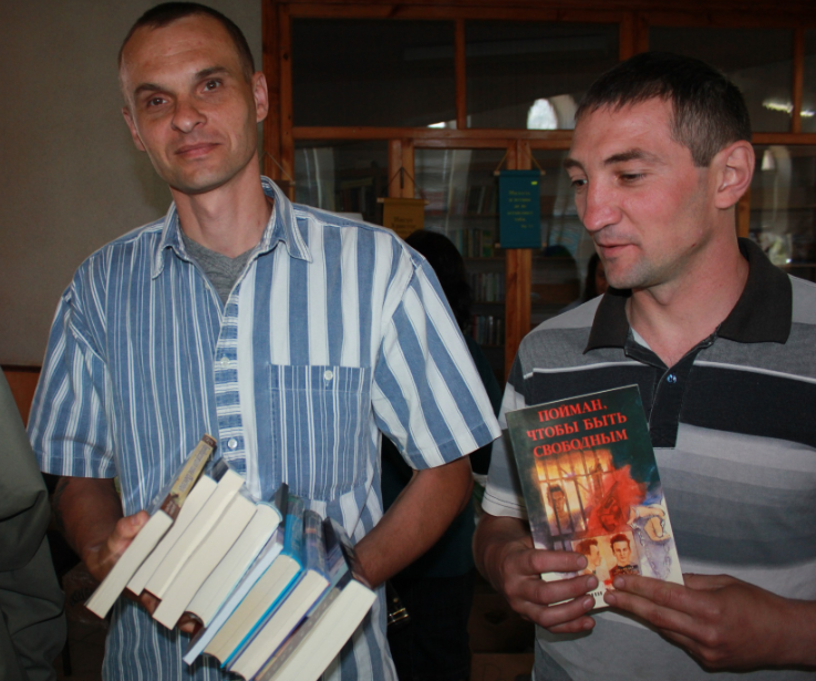 Books for prison evangelists.