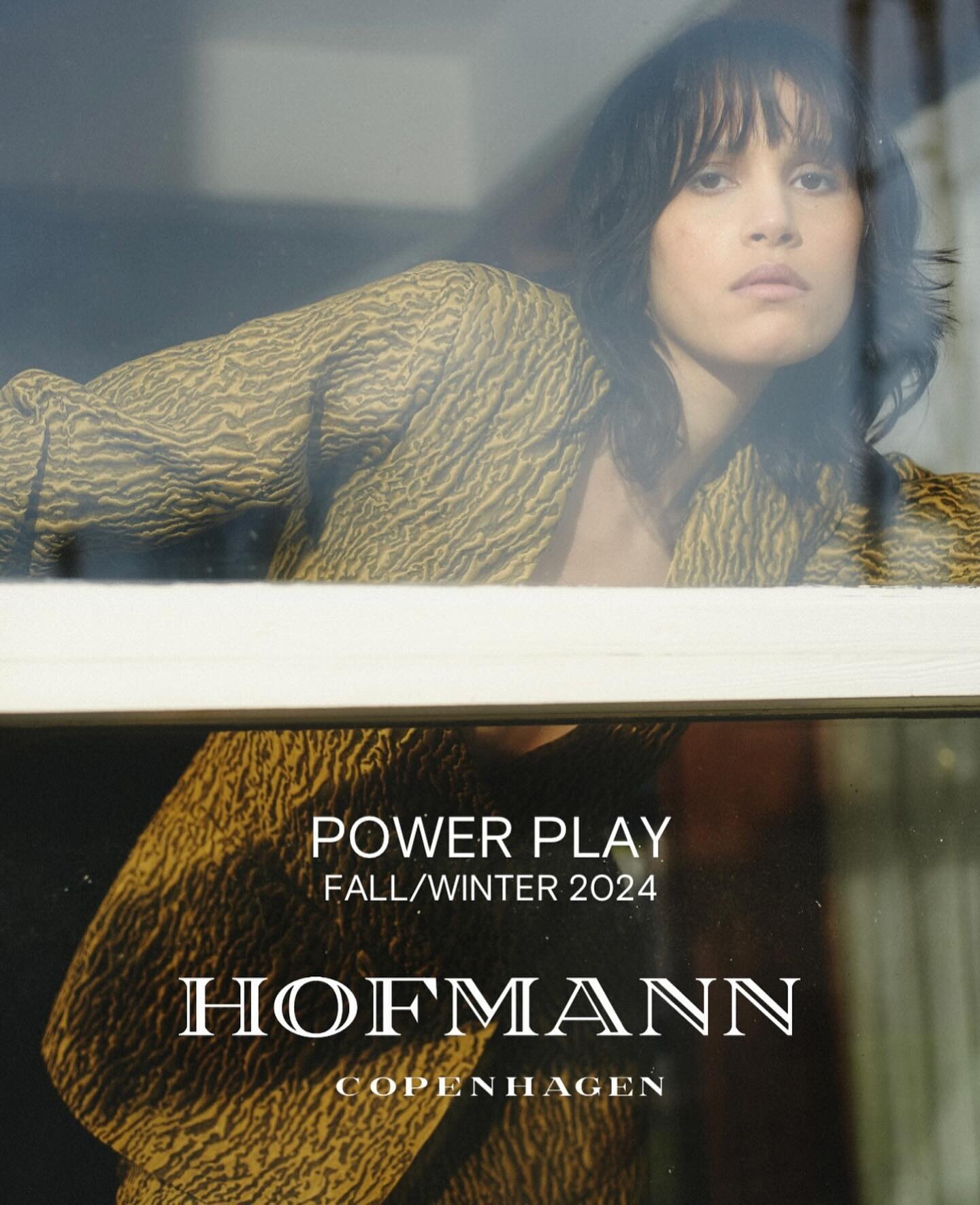 @hofmanncopenhagen AW24 features a play between the feminine and masculine, highlighting the unique power that feminine clothing can provide. All in all, a substantial introspection into what makes clothing so exciting.