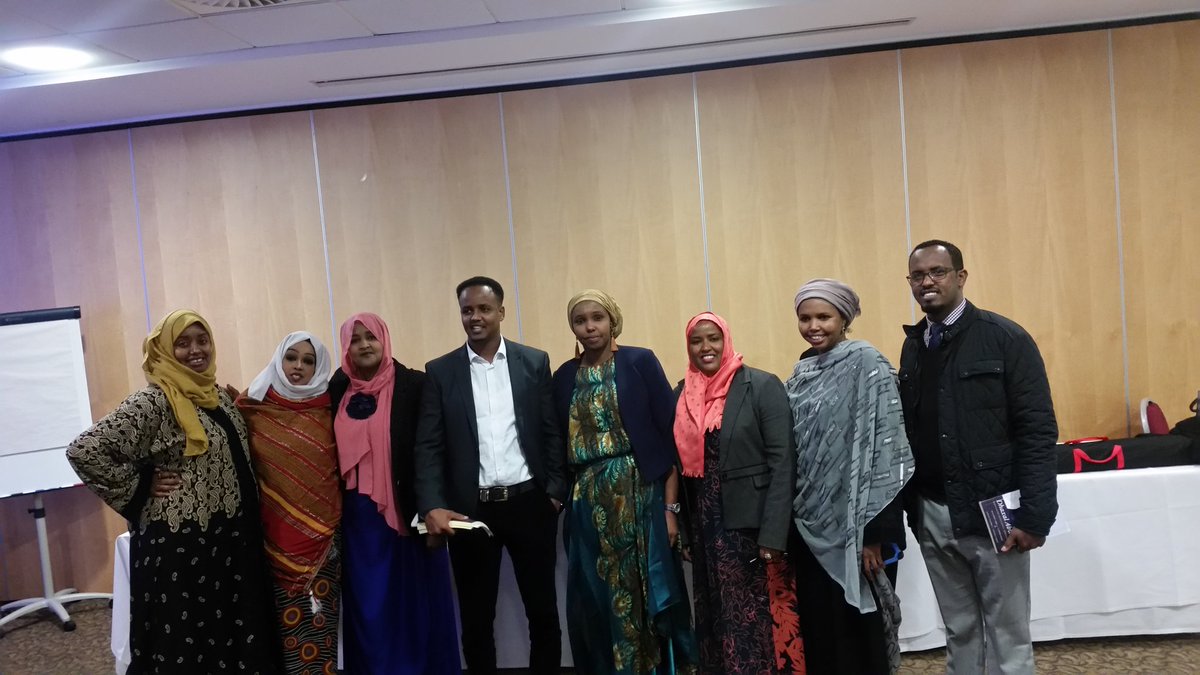 Somali women.jpg
