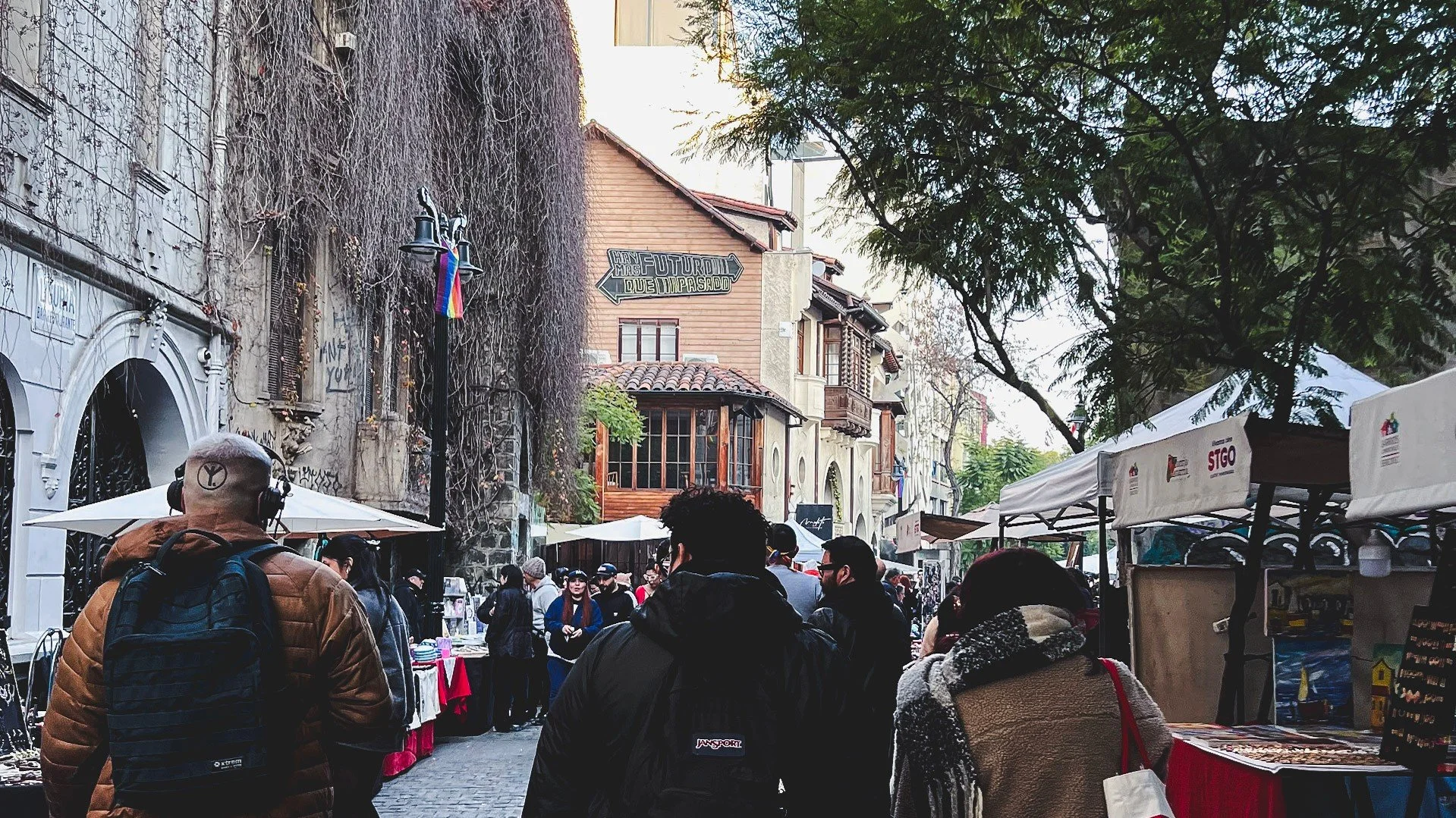Santiago Neighborhoods, Decoded: The Easiest Bases for a Walkable Trip