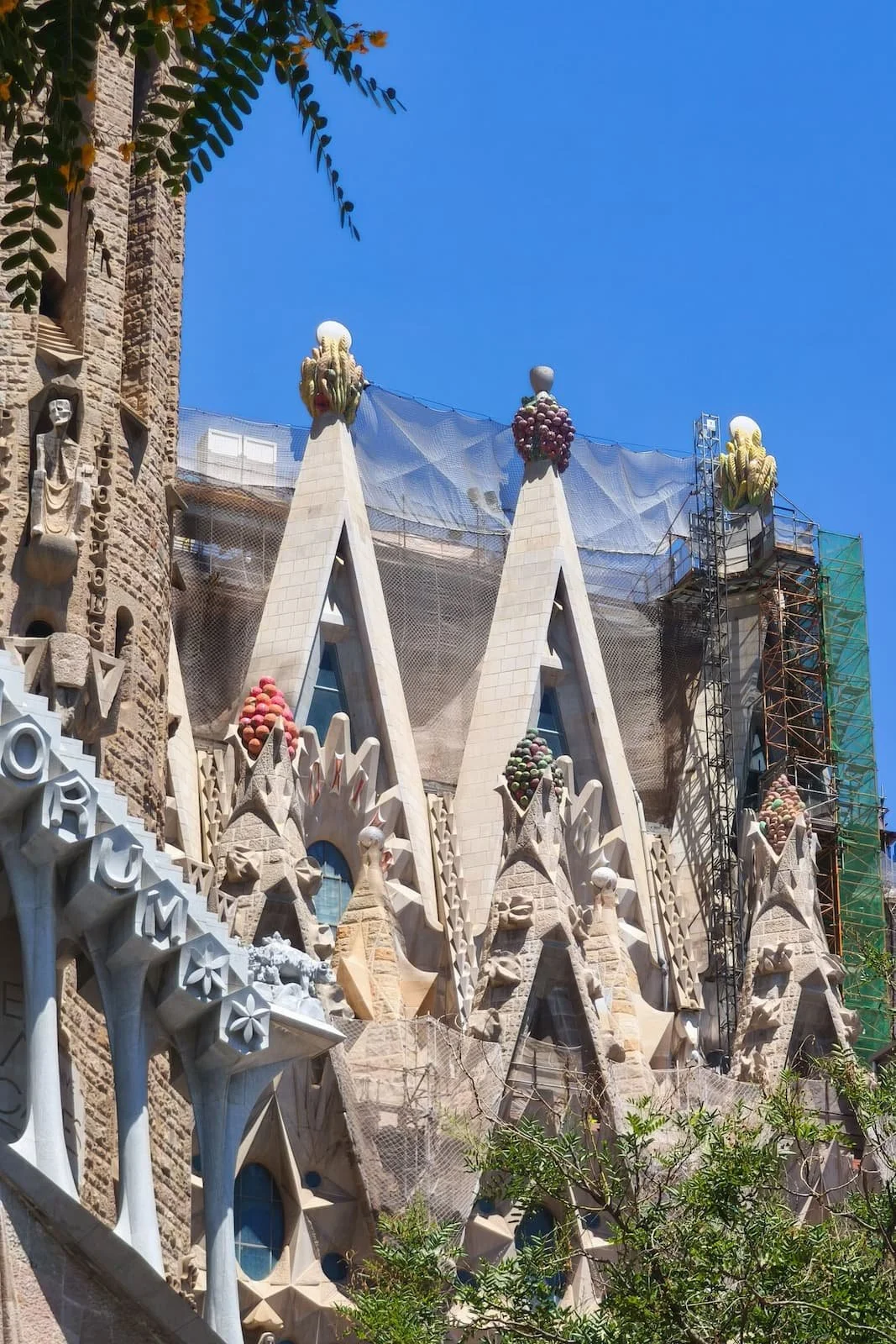 Sagrada Família exterior details