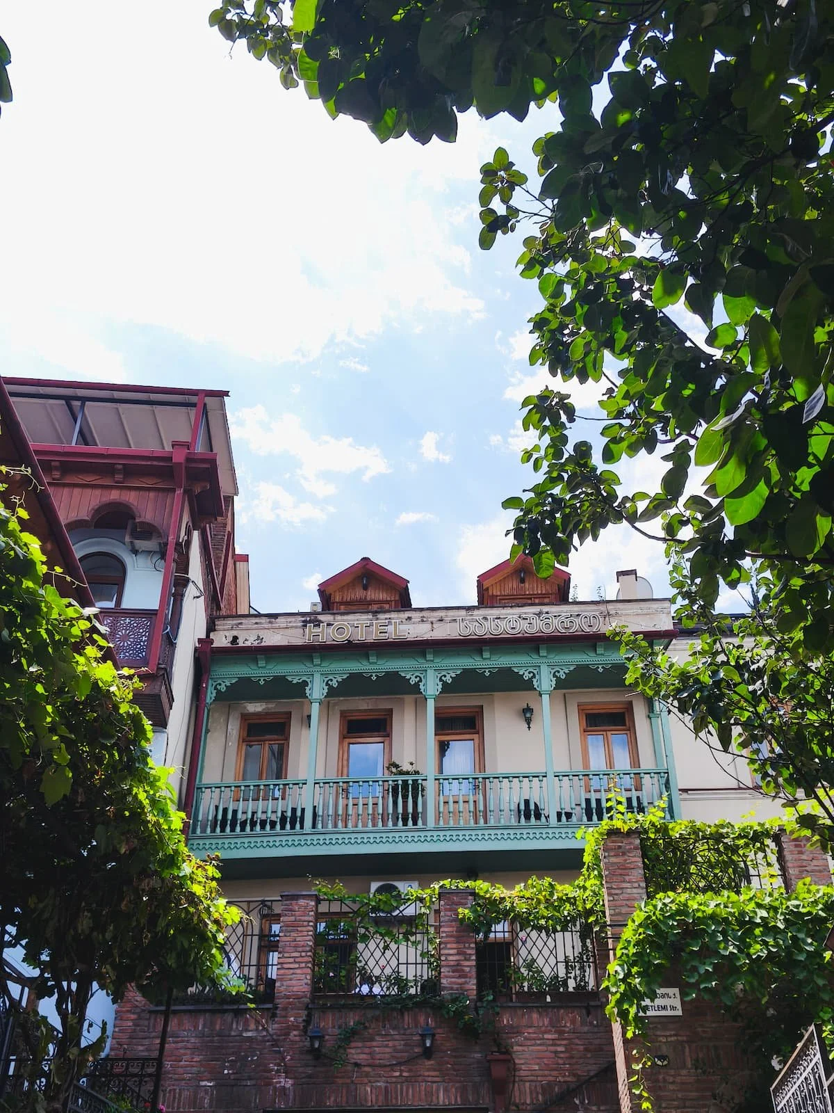 Balcony tucked in Betlemi Street