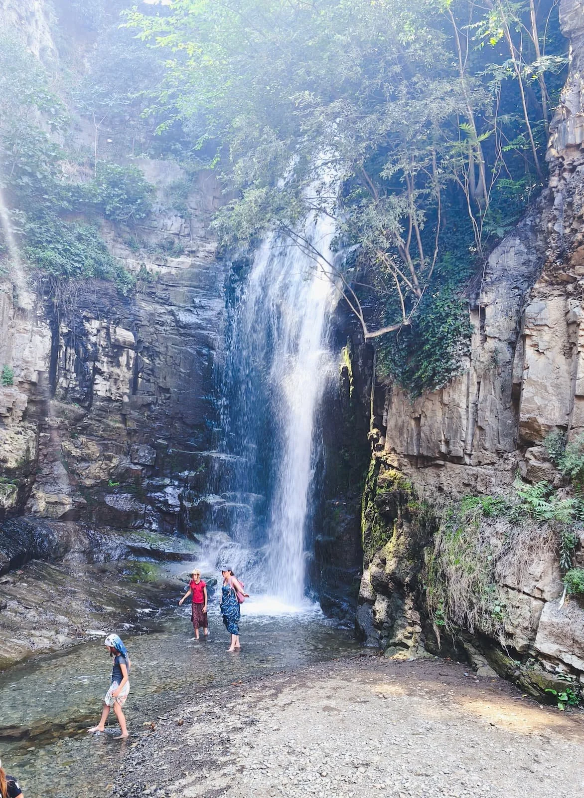 Leghvtakhevi Waterfall
