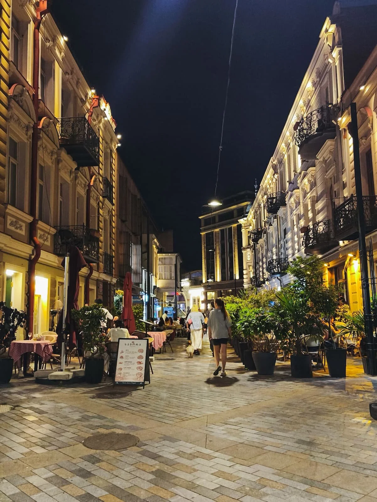 Orbeliani Square at night