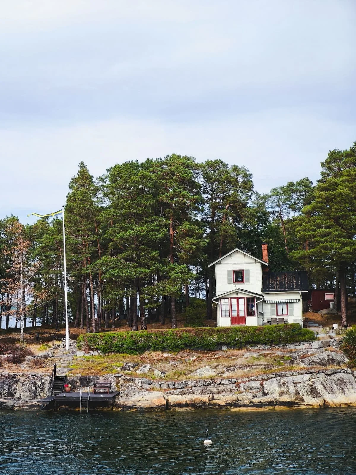 stockholm-archipelago-island-house.jpg