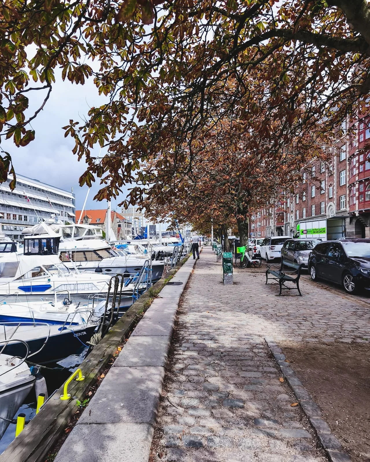 christianshavn-canal-copenhagen.jpg