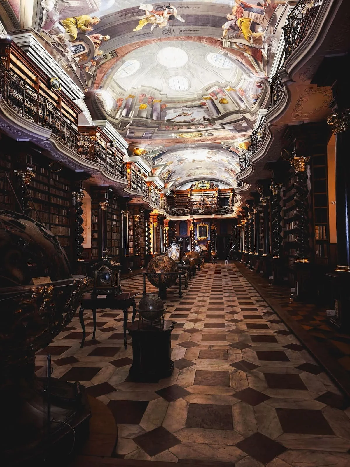 Clementinum Baroque Library