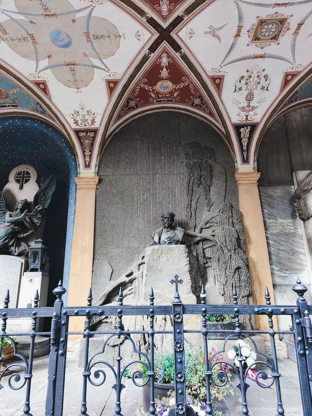 Dvořák's tomb