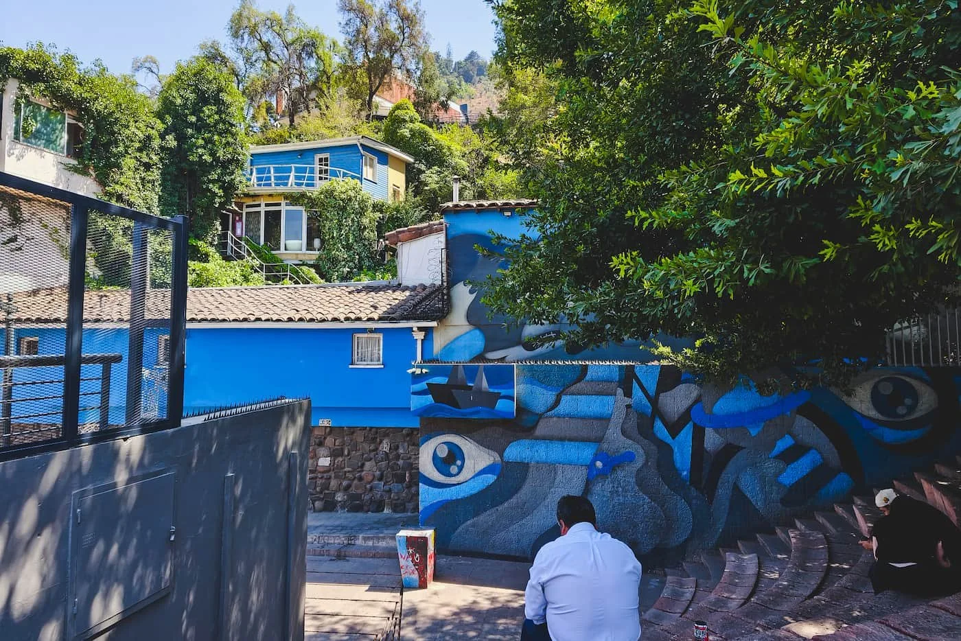Blue exterior of La Chascona.