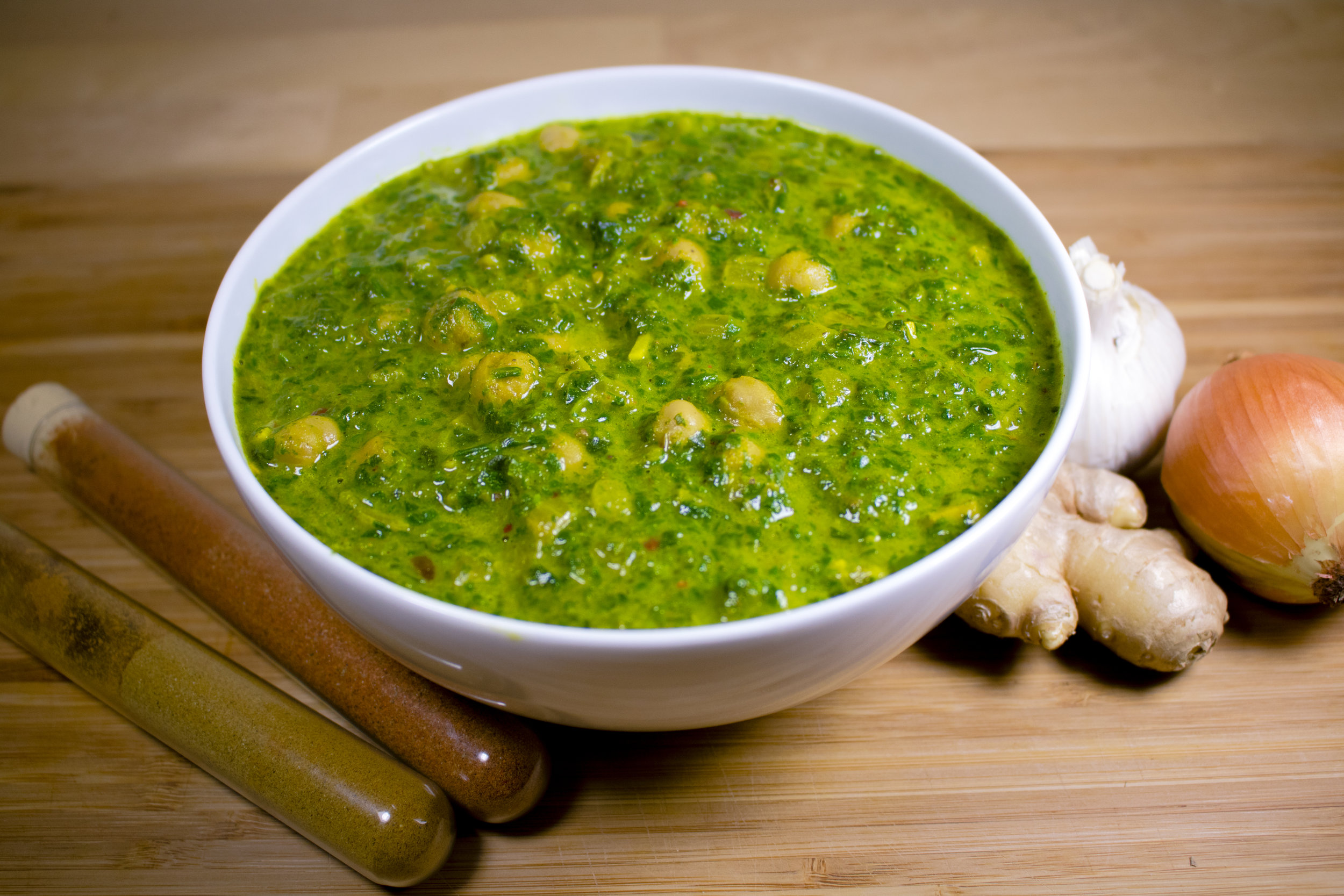 LOW CARB VEGETARISCH: Kichererbsen-Spinat-Curry 