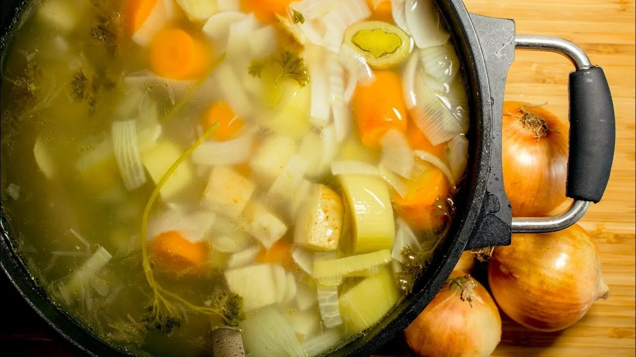 Gemüsebrühe einfach selbst machen - Basics
