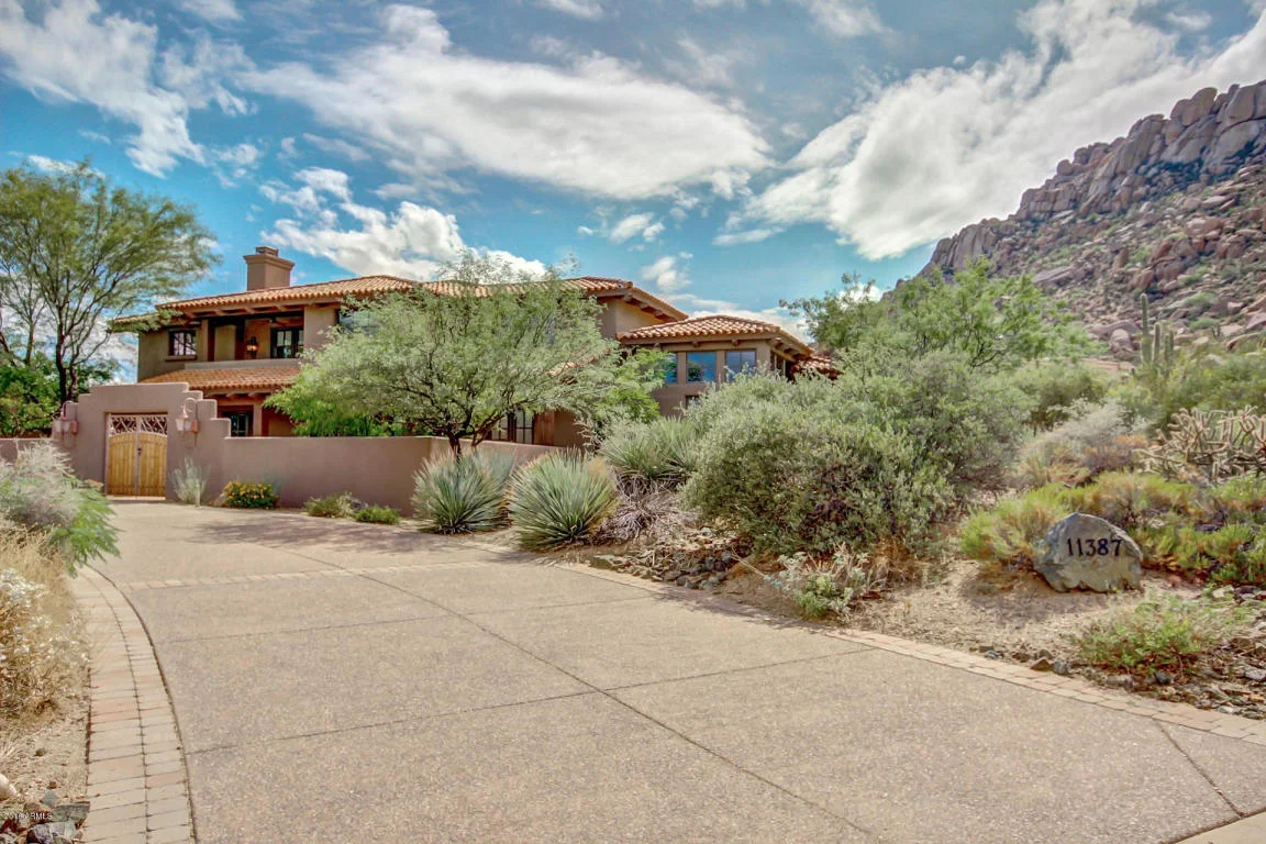   11387 E YEARLING DRIVE SCOTTSDALE, AZ    4 bed 3.5 bath 5,046 sq ft 0.88 acre    Listing Price $1,699,000  