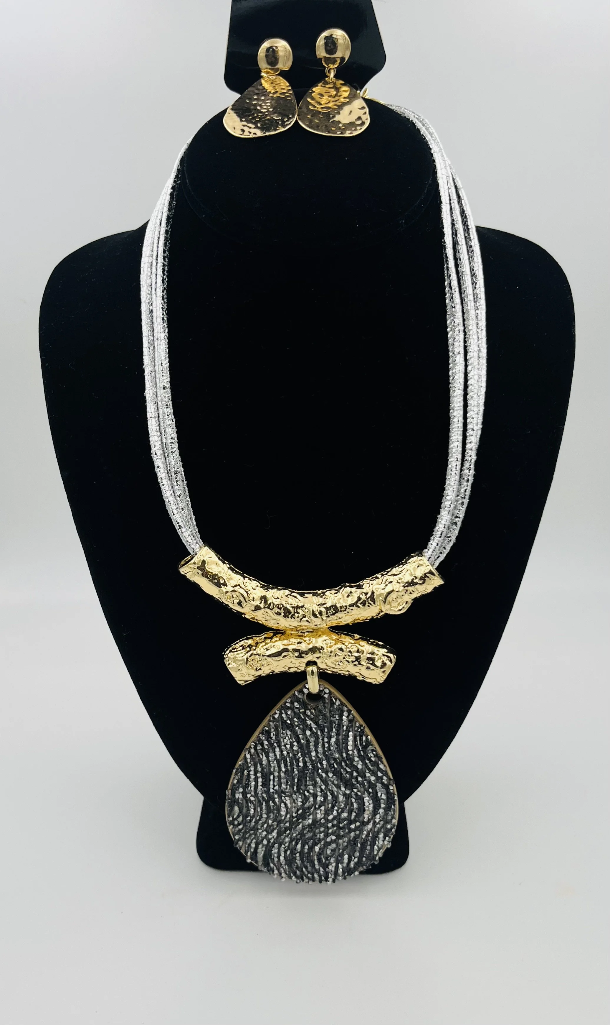 Necklace and Earring Set