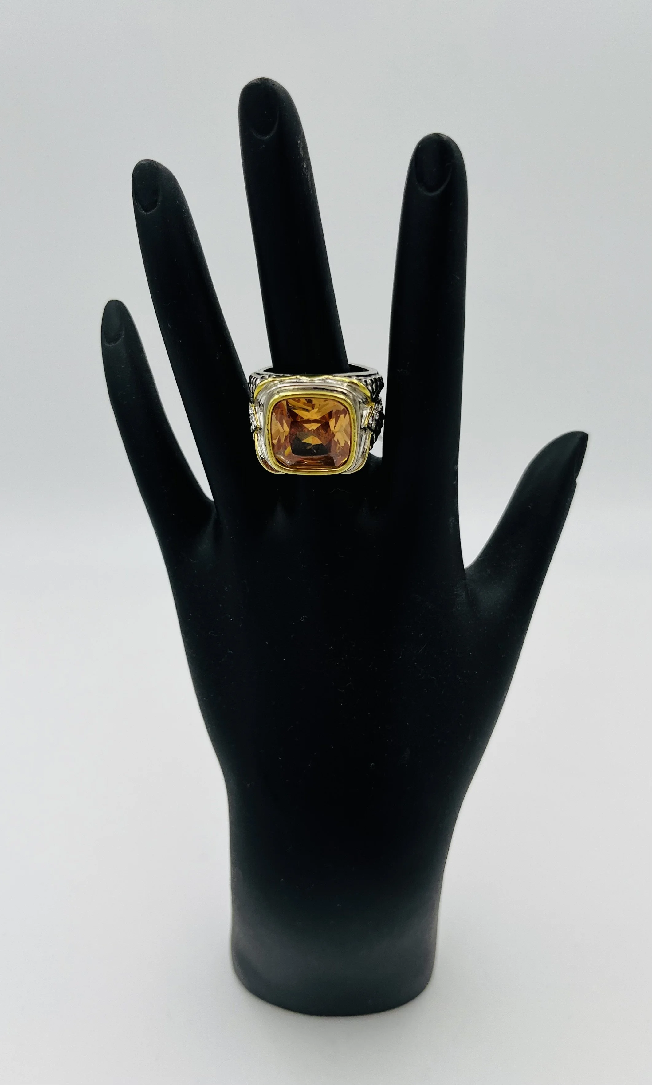 Square Topaz with Tricolor Size 8